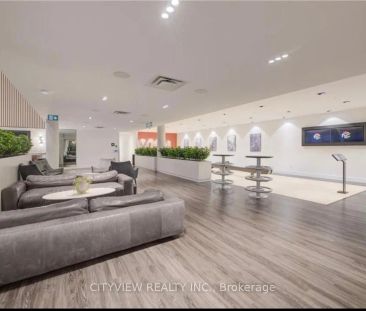 25 Wellington Street S #1809 - Photo 2