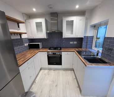 2 bedroom terraced house to rent - Photo 6