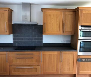 3 bedroom detached house to rent - Photo 4