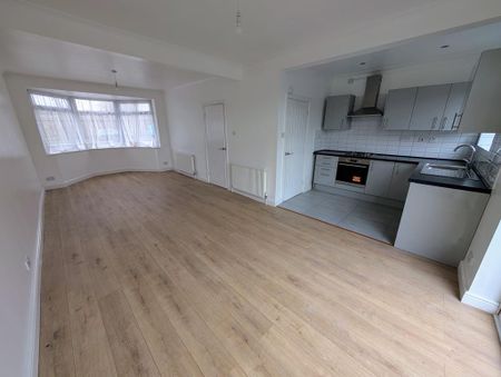 3 bedroom house to rent - Photo 2