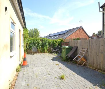 1 bedroom in a house share to rent - Photo 5
