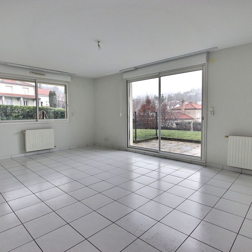 Location Appartement 3 pièces 67m² CHAMALIERES 63400 - Photo 1