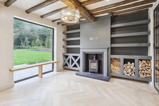 4 bedroom detached house to rent - Photo 1