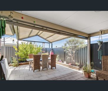 8 Shipley Street, Brabham, WA 6055 - Photo 6