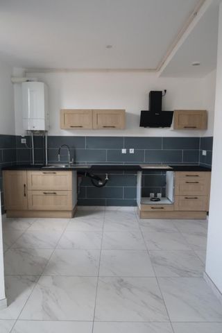 Appartement Le Chambon-Feugerolles - Photo 3