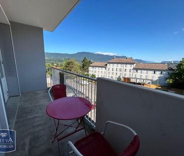 Location Appartement 4 pièces 72m² JACOB BELLECOMBETTE 73000 - Photo 6