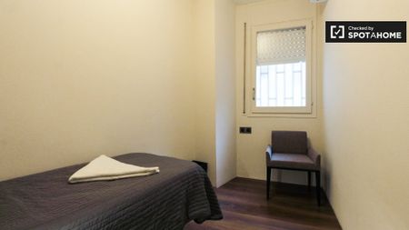 barcelona, Catalonia 08001 - Photo 3