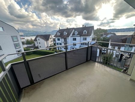 Wohnen mit Weitblick Ihre Terrasse über dem Zürichsee! - Foto 3