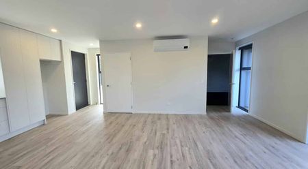 Brand new three bedroom home - Photo 5