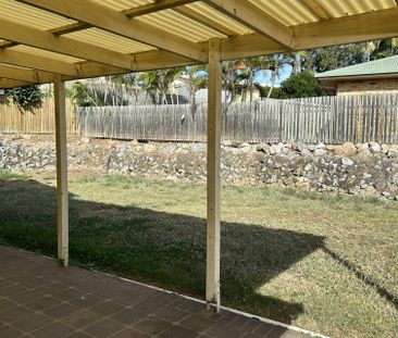 BEAUTIFUL FOUR BEDROOM HOME FRESHLY RENOVATED IS AVAILABLE FOR RENT... - Photo 6