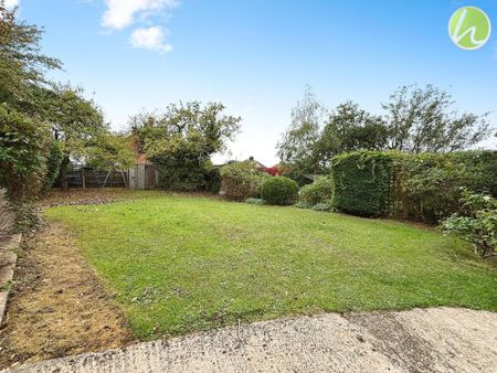 3 bedroom end of terrace house to rent - Photo 4
