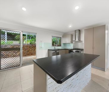 Charming Home in Palmwoods with Solar & Lawn Maintenance Included! - Photo 5