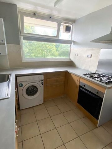 Room in a Shared Flat, Tooting Bec, SW17 - Photo 5
