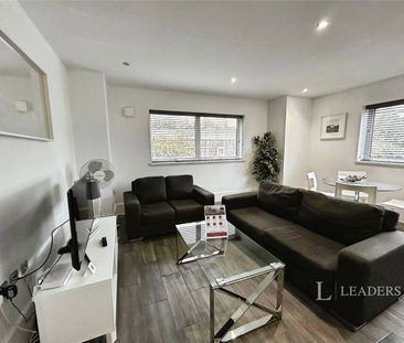 2 bedroom property to rent Denmark Villas, Hove, East Sussex, BN3 - Photo 6