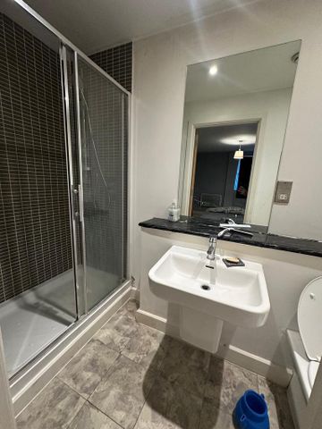 2 bedroom apartment to rent - Photo 2