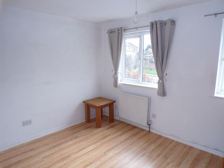 2 bedroom terraced house to rent - Photo 3