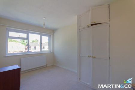 5 bedroom detached house to rent - Photo 4