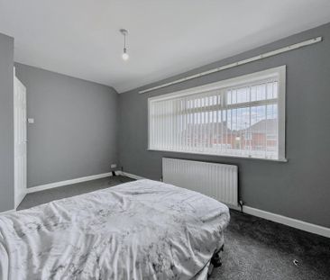 4 bedroom semi-detached house to rent - Photo 4