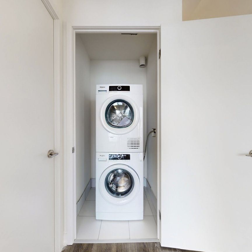 For Lease - 2 David Eyer Road Unit# 1133, Richmond Hill, Ontario - Photo 1