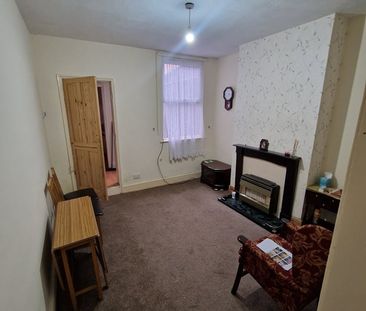 3 Bed Terraced House, Shenstone Road, B16 - Photo 2