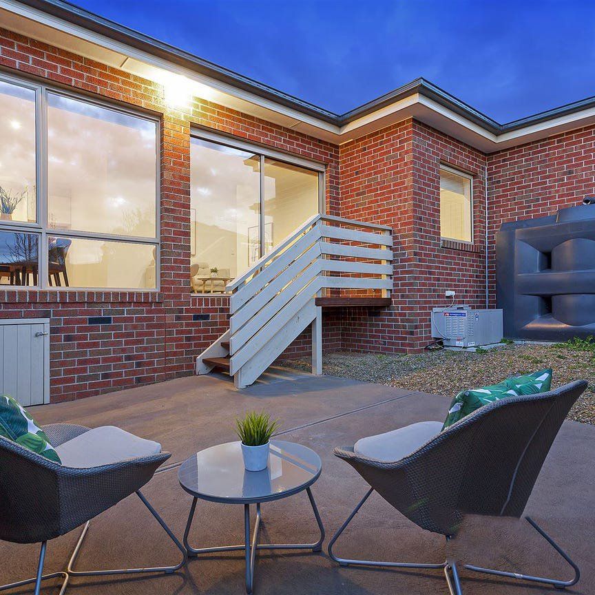 2/10 Wilsons Lane, Lilydale - Photo 1