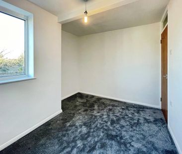 2 bedroom maisonette to rent - Photo 5