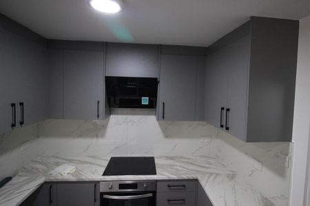 4 bedroom terraced house to rent - Photo 2