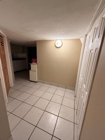 For Lease - 7 Waltham Drive Unit# Lower Level B, Toronto, Ontario - Photo 3