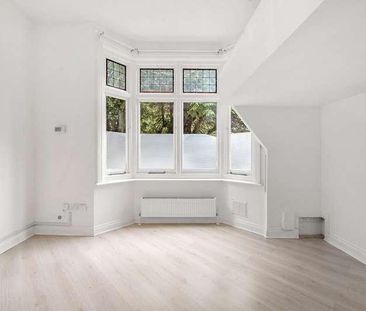 Crowborough Hill, Crowborough, TN6 - Photo 2