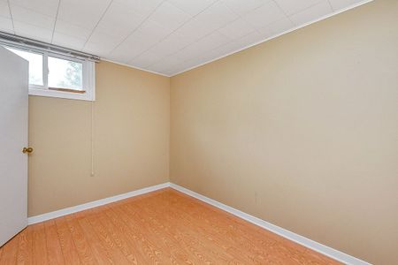 For Lease - 1134 Maisonneuve Street, Orleans - Convent Glen and Area, Ontario - Photo 3