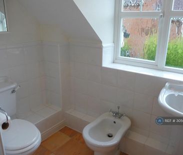 5 bedroom detached house to rent - Photo 4