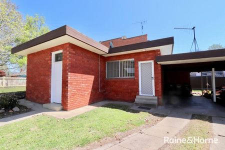 1/189 Piper Street, Bathurst, NSW 2795 - Photo 2