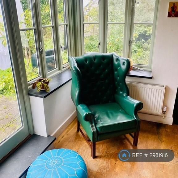 4 bedroom semi-detached house to rent - Photo 1