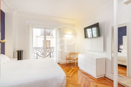 Flat for rent in Sol (Madrid) - Photo 2