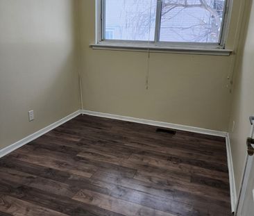 For Lease - 49 Alderbury Crescent, Brampton, Ontario - Photo 4