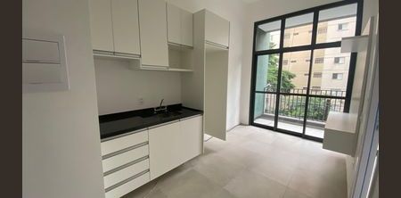 Apartamento para alugar com 31m², 1 quarto e sem vaga - Foto 2
