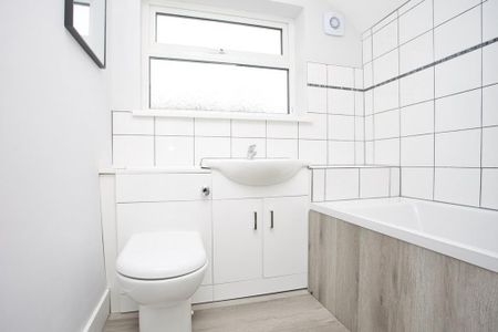 2 bedroom terraced house to rent - Photo 5