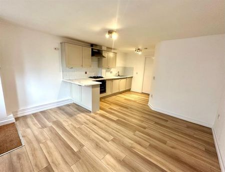 1 Bedroom Apartment To Let - Photo 5