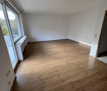 Zuhause ankommen – ruhige 2-Zimmer-Wohnung mit Balkon im gepflegten... - Foto 2