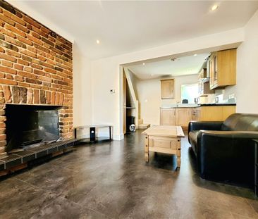 Rusham Road, Egham, Surrey, TW20 9LS - Photo 2