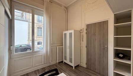 Appartement 1 pièces 14m2 REIMS 450 euros - Photo 3