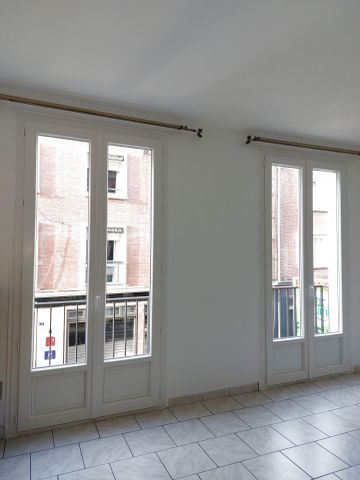 Location Appartement 2 pièces 47m² BEAUVAIS 60000 - Photo 2