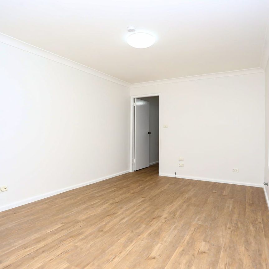 Modern Comfort Meets Low-Maintenance Living – 3 Bedroom Renovated Home - Photo 1