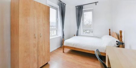 3 bedroom flat to rent - Photo 2