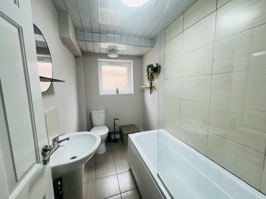 St Stephens Road Flat 1, PRESTON, Lancashire PR1 6NU - Photo 1