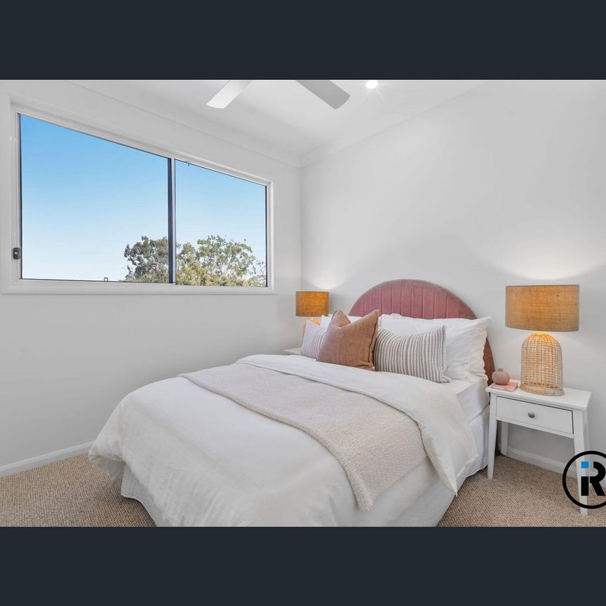 246/A Central Street, Labrador, Qld 4215 - Photo 1