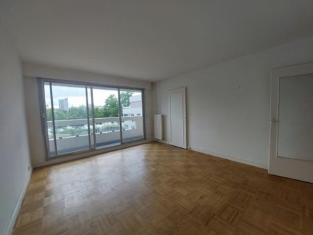 Location Appartement 4 pièces 89m² ROUEN 76000 - Photo 2