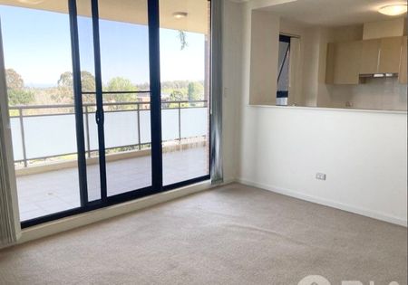 2 BEDROOM APARTMENT For rent Walking to Carlingford Court!! - Photo 3