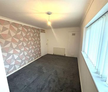 2 bedroom house to rent - Photo 3