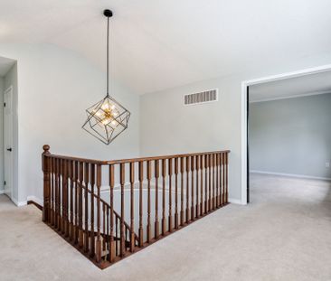 For Lease - 4 Prince Edward Place, Barrie, Ontario - Photo 6